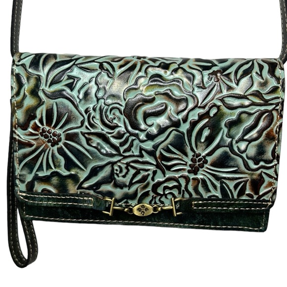 Patricia Nash Bags Patricia Nash Apricale Tooled Crossbody Wristlet